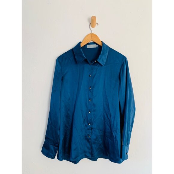 Elegant Blue Button Down Shirt - Picture 2 of 13